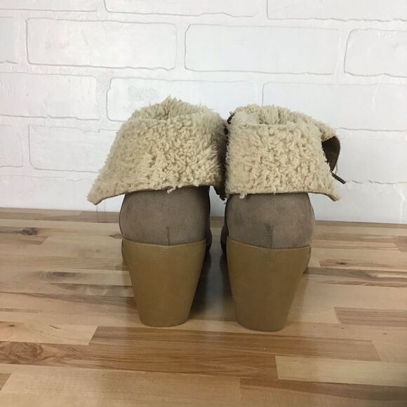bke Sole ankle boots lace up wedge plateform faux fur tan size 10 fall booties - Picture 3 of 16